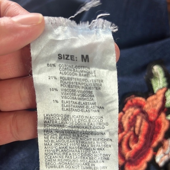 MONDAY Premium Dark Wash Embroidered/Studded Jeans Size M - Picture 12 of 12